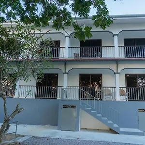 E&e Self Catering Pensión