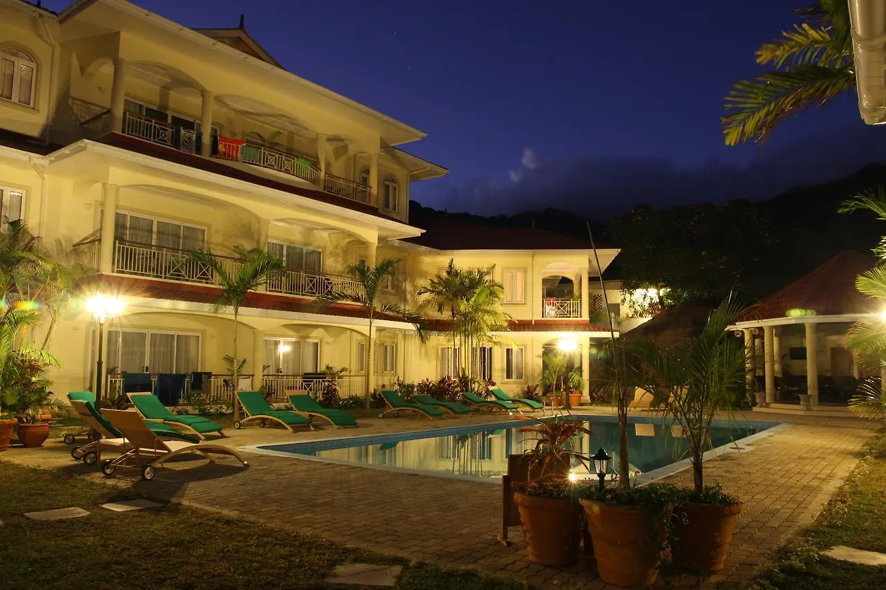 Marie Laure Suites Bel Ombre 3*,  Seychellen